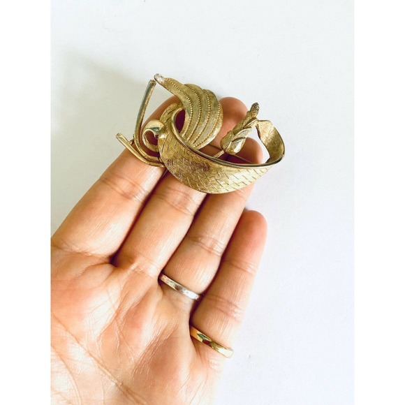 VTG Gold Boat Brooch Pin - Picture 3 of 4